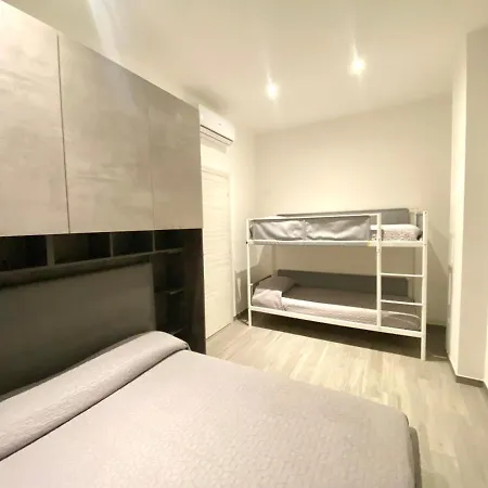 Ferienwohnung Lcc - Centralissimo - 100 Mt Da Piazza Mazzini - 50 Mt Dal Mare - Immobil Relax Lido di Jesolo Exterior foto