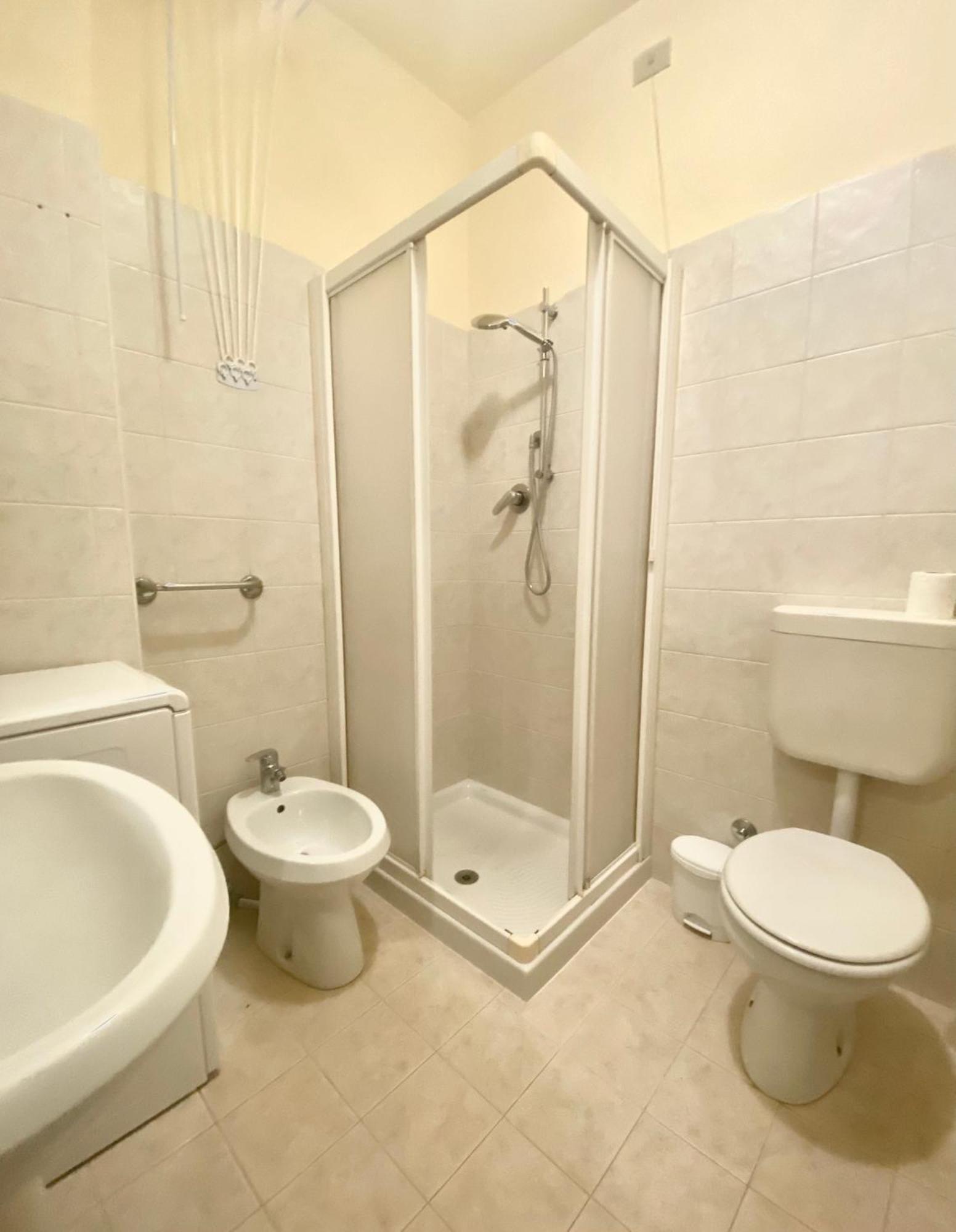 Lcc - Centralissimo - 100 Mt Da Piazza Mazzini - 50 Mt Dal Mare - Immobil Relax